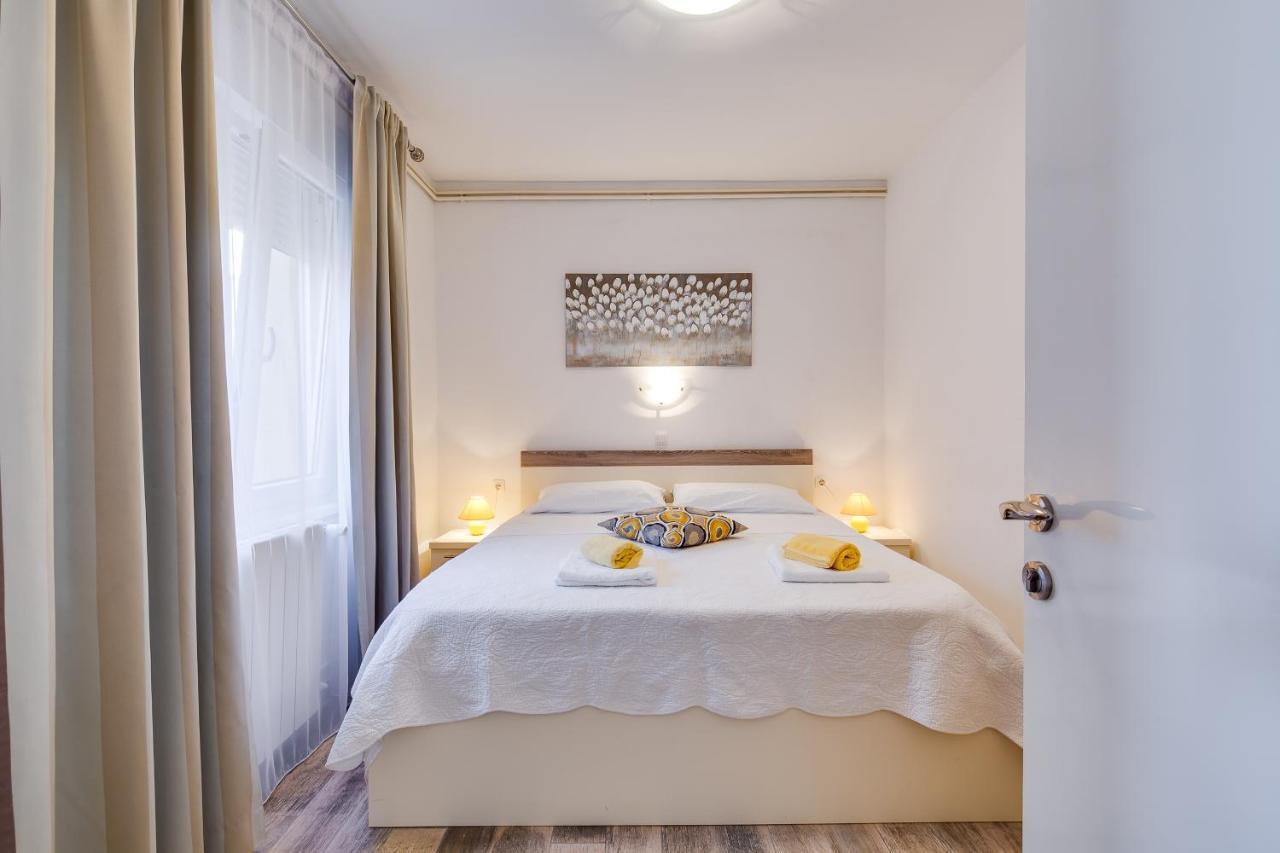 Juric Apartments-Rab Palit Esterno foto