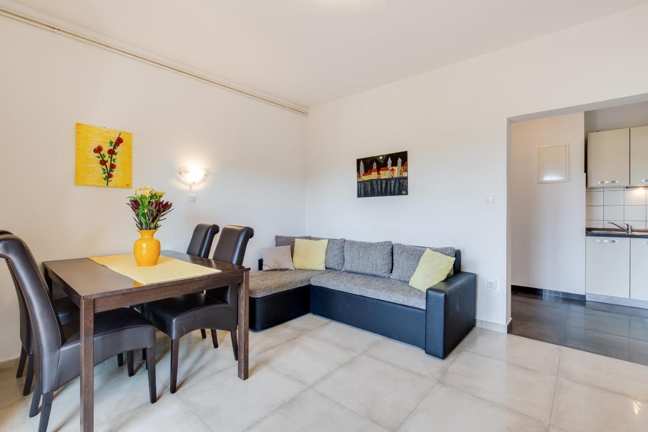 Juric Apartments-Rab Palit Esterno foto